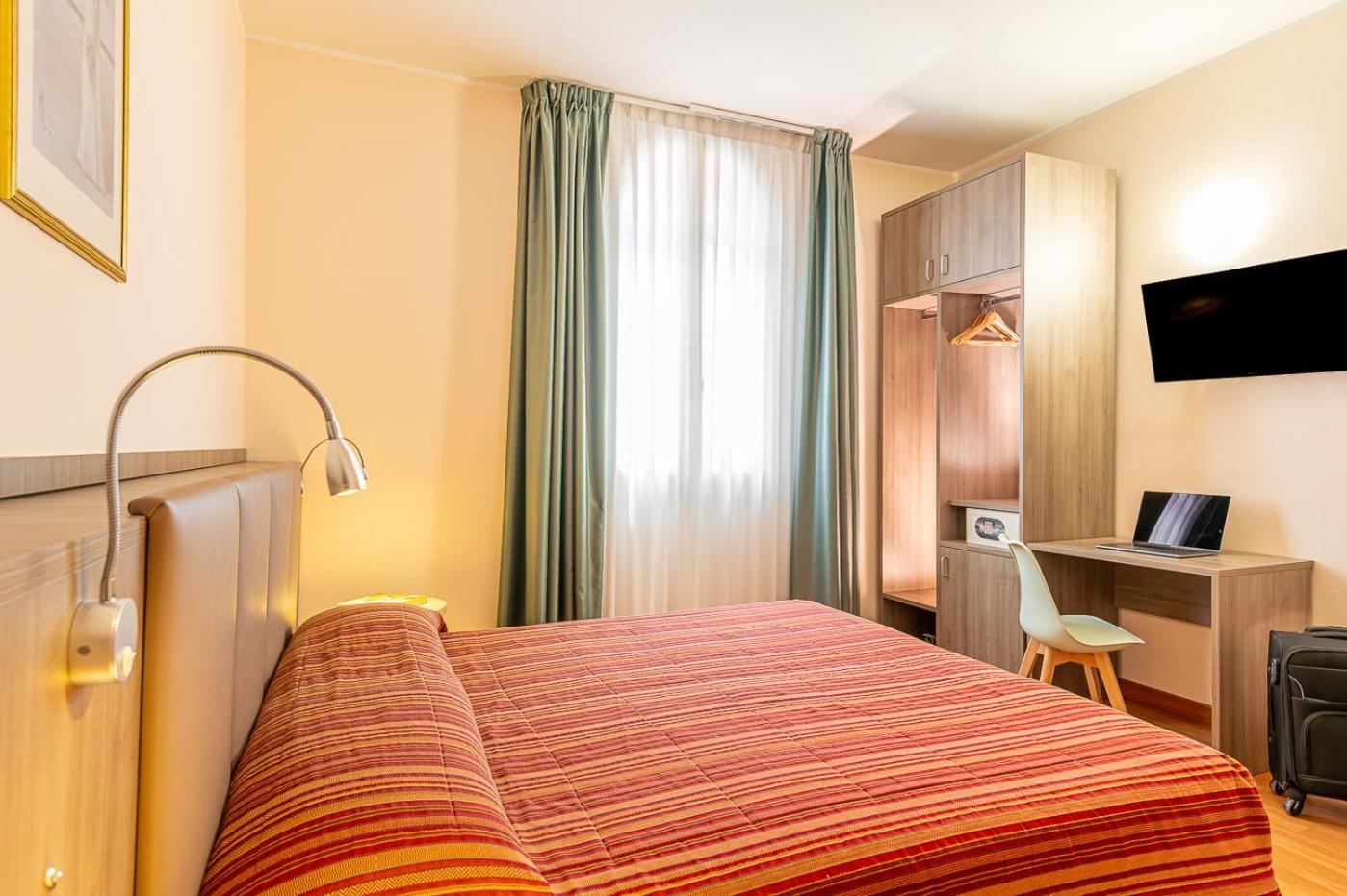 Hotel Zio Imola Exterior foto